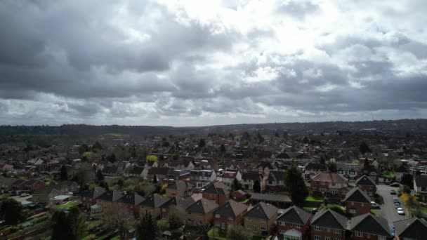 Βροχή Σύννεφα Πάνω Από Βρετανική Πόλη Daytime View Drone Camera — Αρχείο Βίντεο