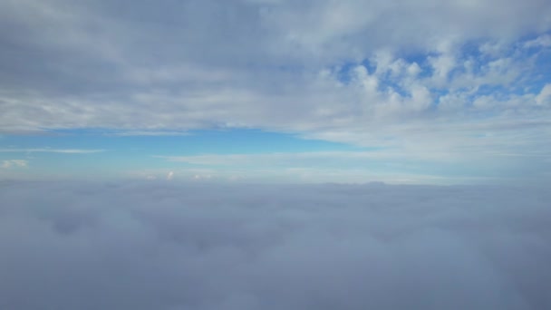 Snelle Bewegende Wolken Engeland Drone High Angle Footage — Stockvideo