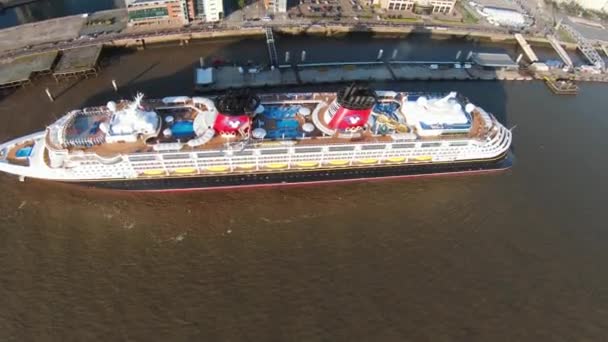 Det Forenede Kongerige Liverpool 31St March 2023 Luftoptagelser Tour Ferry – Stock-video