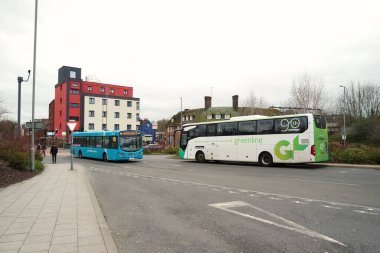 Luton Merkez Otobüs İstasyonu İngiltere 'nin Luton şehrindeki ana tren istasyonunda.