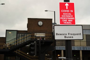 Luton Merkez Otobüs İstasyonu İngiltere 'nin Luton şehrindeki ana tren istasyonunda.