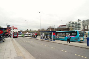 Luton Merkez Otobüs İstasyonu İngiltere 'nin Luton şehrindeki ana tren istasyonunda.