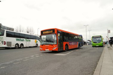 Luton Merkez Otobüs İstasyonu İngiltere 'nin Luton şehrindeki ana tren istasyonunda.