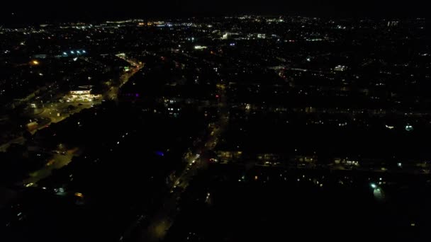 Vysokoúhlé Záběry Osvětleného Města Noci — Stock video