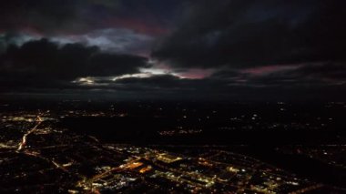 Aydınlanmış Şehrin Yüksek Açı Görüntüsü