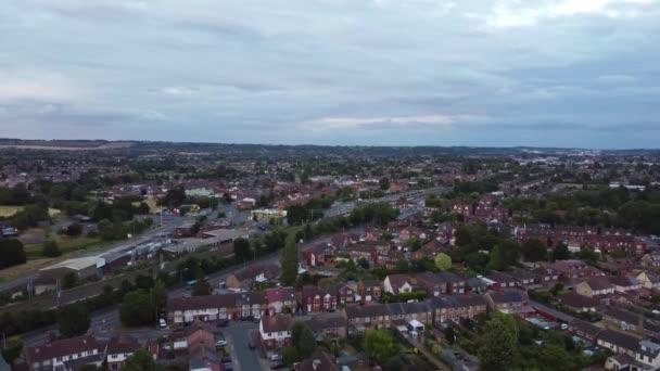 Dramatik Bulutlu Bir Gün Güzel Yüksek Açılı Ngiliz Şehri Manzarası — Stok video
