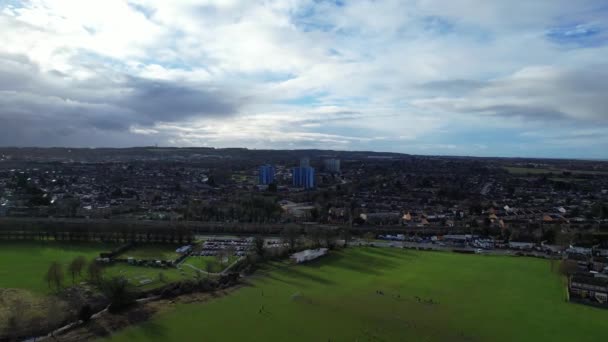 Αεροφωτογραφία Της Πόλης Μια Μέρα Άνεμο — Αρχείο Βίντεο