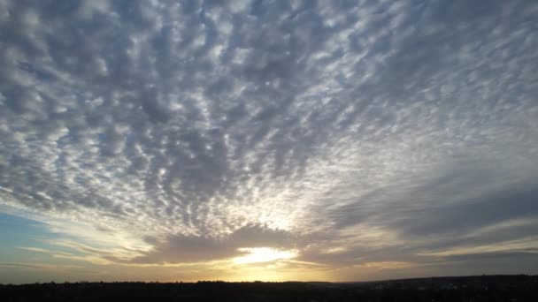 Mooie Wolken Durings Zonsopgang — Stockvideo