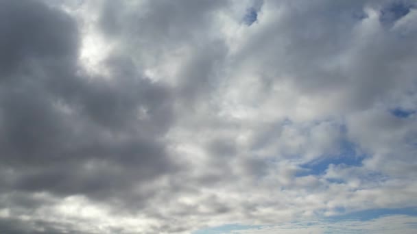 Piękne Niebo Dramatycznymi Chmurami Nad Miastem Luton Anglii — Wideo stockowe