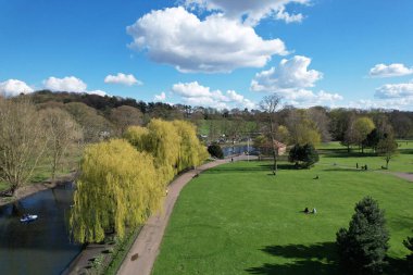  Wardown Park 'ın Güzel Manzarası, Luton, İngiltere