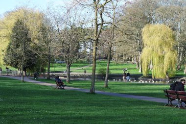  Wardown Park 'ın Güzel Manzarası, Luton, İngiltere
