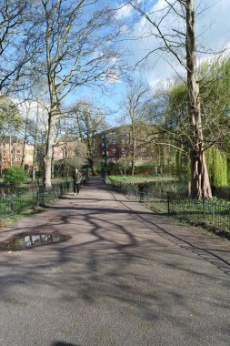  Wardown Park 'ın Güzel Manzarası, Luton, İngiltere