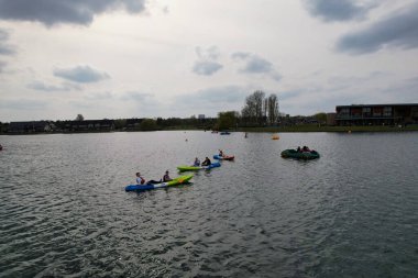İngiltere, Milton Keynes 'deki Willen Gölü ve Park' ın Hava Görüntüsü