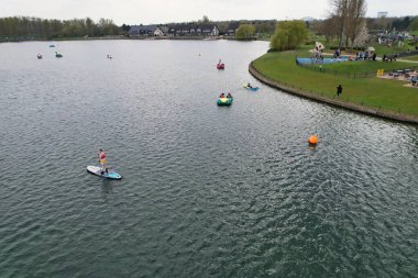 İngiltere, Milton Keynes 'deki Willen Gölü ve Park' ın Hava Görüntüsü