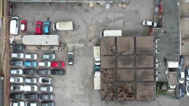 Yüksek Angle Drone 'un Luton Town of England' daki Bulutlu Gün Görüntüsü