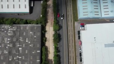 Yüksek Angle Drone 'un Luton Town of England' daki Bulutlu Gün Görüntüsü