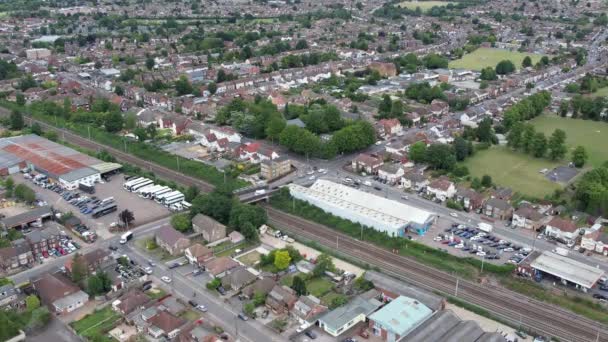 Filmagem Drone Ângulo Alto Cidade Luton Inglaterra Durante Dia Nublado — Vídeo de Stock