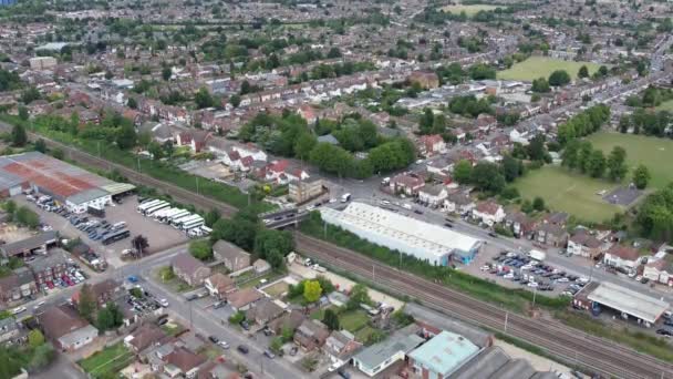 Filmagem Drone Ângulo Alto Cidade Luton Inglaterra Durante Dia Nublado — Vídeo de Stock