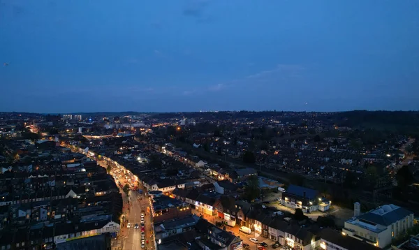 イギリス イングランド ルトン市住宅街の空中ビュー 日没時のドローンのカメラ — ストック写真