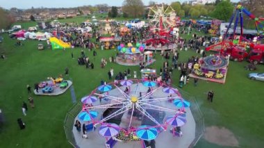 Bayram Gezileri Luton, İngiltere 'de