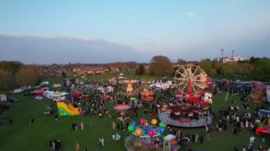 Bayram Gezileri Luton, İngiltere 'de