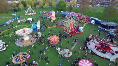 Bayram Gezileri Luton, İngiltere 'de
