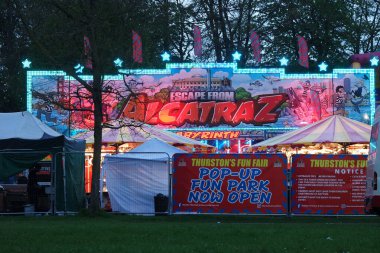 Luton İngiltere Halk Parkı Güzel Düşük Açılı Wardown Manzarası Büyük Britanya