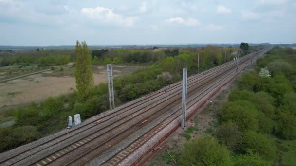 Bedford Kırsalındaki Tren Raylarının Hava Görüntüsü — Stok video