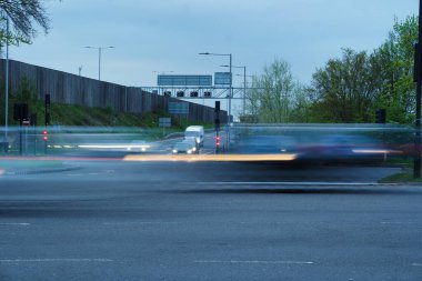 İngiltere, Birleşik Krallık - 26 Nisan 2023: Uzun süreli Gece Otoyolu Fotoğrafı