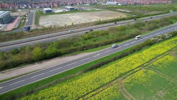 Bedford England Dubna 2023 Pohled Britské Silnice Provoz Pod Vysokým — Stock video