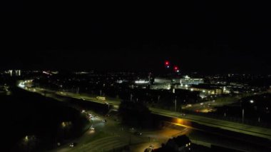 Luton, İngiltere, Birleşik Krallık - 26 Nisan 2023: British Highways at Night