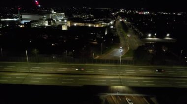 Gece İngiliz Otoyollarının Yüksek Açı Görünümü