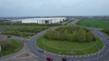 İngiltere, Bedford 'daki İngiliz Karayolları' nın hava görüntüsü. 23 Nisan 2023.