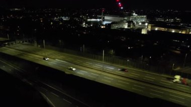 İngiliz Otoyolları 'nın Gece Videosu