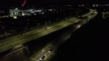 İngiliz Otoyolları 'nın Gece Videosu