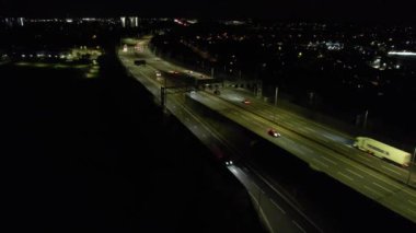İngiliz Otoyolları 'nın Gece Videosu