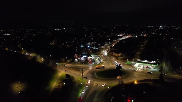 Luton Ngiltere Birleşik Krallık Şubat 2023 Aydınlanmış Şehir Gece Trafiği — Stok video