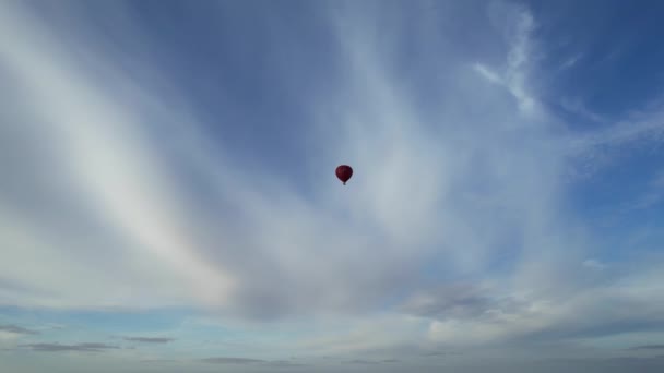 Milton Keynes Anglia Wielka Brytania Piękne Chmury Balon Gorące Powietrze — Wideo stockowe