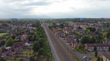 Luton, İngiltere, Birleşik Krallık - 18 Eylül 2022: Luton Tren İstasyonu 