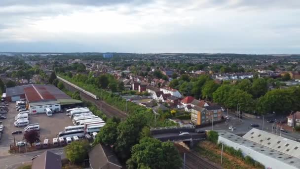Luton England Storbritannien September 2022 Högvinkelfilm British Train Tracks — Stockvideo
