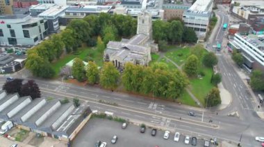 Luton, İngiltere, İngiltere - 28 Ocak 2023: Luton Şehir Merkezi ve Binalarının Havadan Görünümü