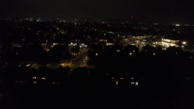 İngiltere, İngiltere - 31 Aralık 2022: New Year 's Night View of City, hava klibi 