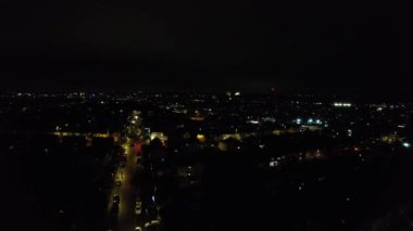 İngiltere, İngiltere - 31 Aralık 2022: New Year 's Night View of City, hava klibi 