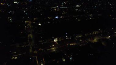 İngiltere, İngiltere - 31 Aralık 2022: New Year 's Night View of City, hava klibi 