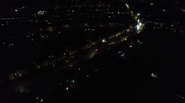 İngiltere, İngiltere - 31 Aralık 2022: New Year 's Night View of City, hava klibi 