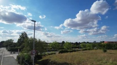 Luton, İngiltere, Birleşik Krallık - 8 Ağustos 2022: Altıncı Çiftlik Koleji Luton Yüksek Açı Görüntüsü