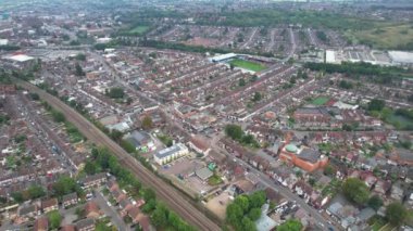  Luton, İngiltere, Birleşik Krallık - 10 Eylül 2022: Bury Park Luton Town Residenals 'ın panoramik görüntüsü