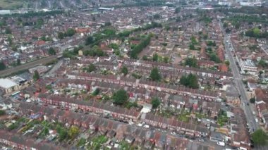  Luton, İngiltere, Birleşik Krallık - 10 Eylül 2022: Bury Park Luton Town Residenals 'ın panoramik görüntüsü