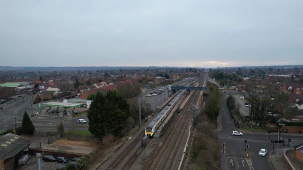Luton England Storbritannien Februari 2023 Tåg Spår Inflygningsstation — Stockvideo
