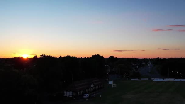 Luton England Großbritannien März 2023 Langsamer Sonnenuntergang Über Der Stadt — Stockvideo